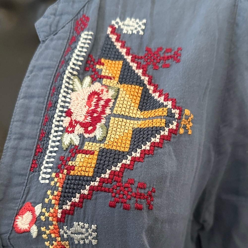 Johnny Was/ 3J Workshop collection embroidered tunic top their Small - Picture 3 of 14